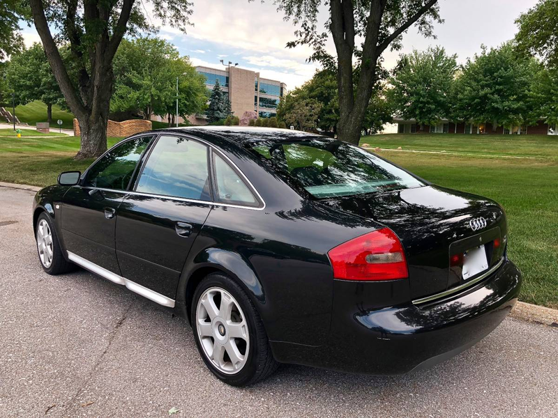 Illustration for article titled At $3,500, Does This 2000 Audi A6 Biturbo Still Have What it Takes?